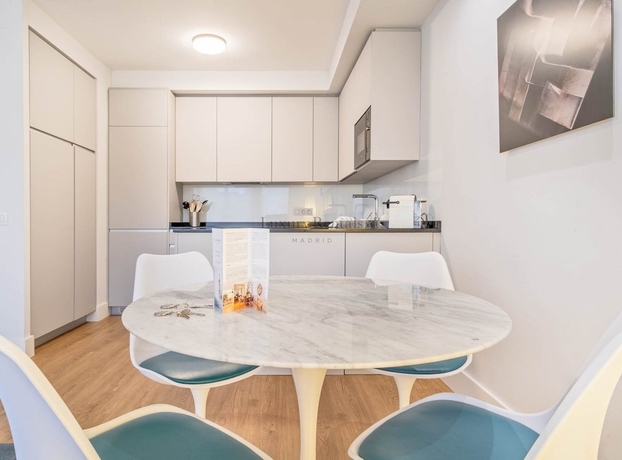 Imagen de los interiores del Apartamentos Centro Colon. Foto 6