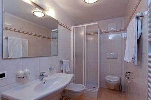 Imagen de la habitación del Apartamentos Chalet Maria. Foto 6