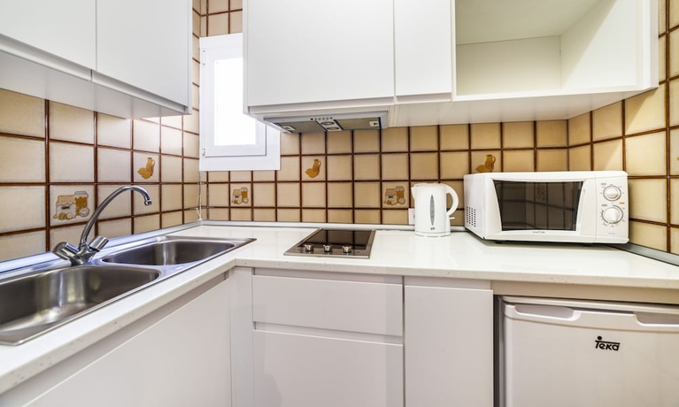 Imagen de la habitación del Apartamentos Charlys. Foto 8