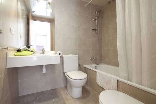 Imagen de la habitación del Apartamentos Charmsuites Paralel. Foto 7