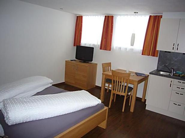 Imagen de la habitación del Apartamentos Chasa Alpetta. Foto 3