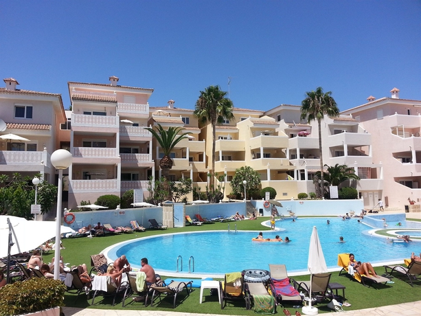 Imagen de la piscina del Apartamentos Chayofa Country Club. Foto 15