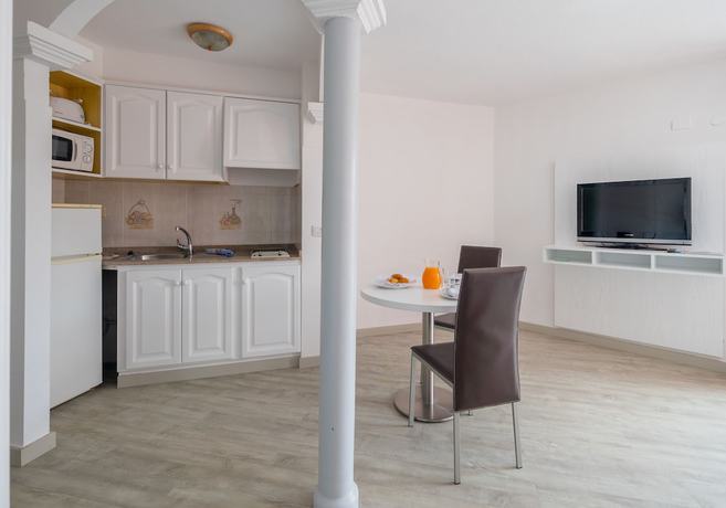 Imagen de la habitación del Apartamentos Checkin Bungalows Atlantida. Foto 10