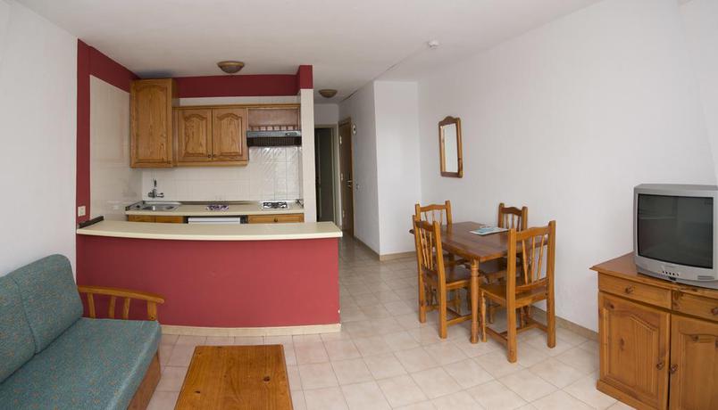 Imagen de la habitación del Apartamentos Checkin Laurisilva. Foto 3