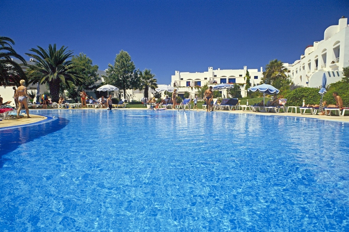 Imagen de la piscina del Apartamentos Cheerfulway Alto do Moinho. Foto 16