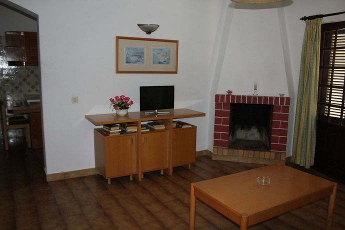 Imagen de los interiores del Apartamentos Cheerfulway Oura Village Garden. Foto 6