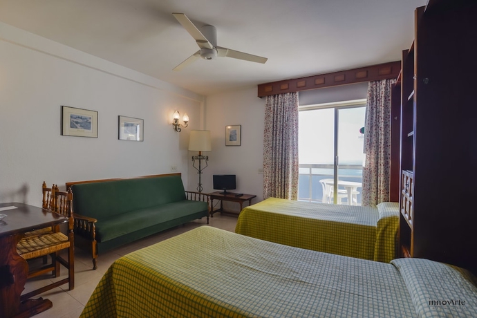 Imagen de la habitación del Apartamentos Chinasol. Foto 2