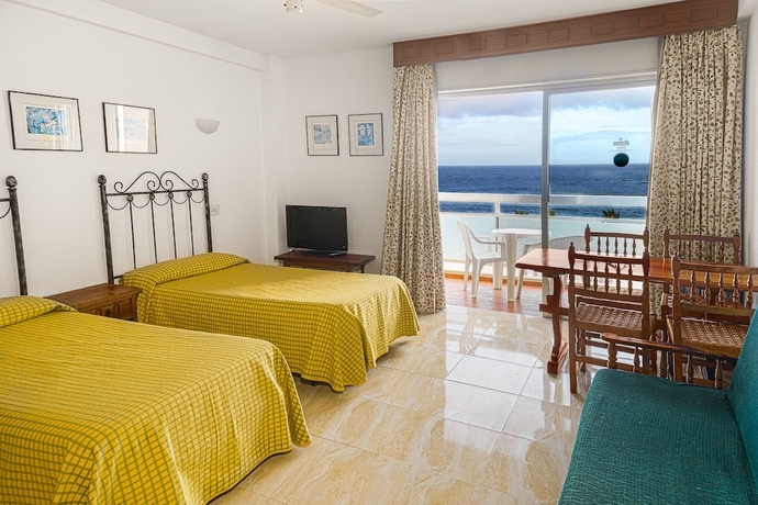 Imagen de la habitación del Apartamentos Chinasol. Foto 3