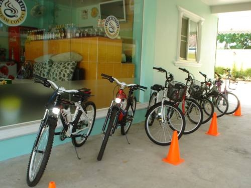 Imagen de los exteriores del Apartamentos Chinatip Yusabuy. Foto 11