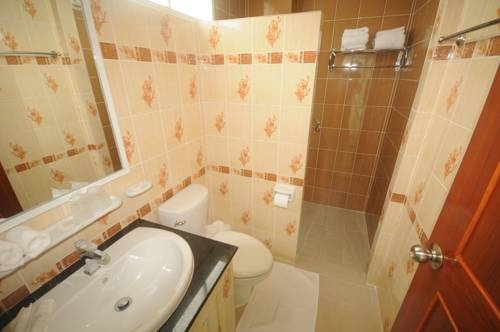 Imagen de los interiores del Apartamentos Chinatip Yusabuy. Foto 19