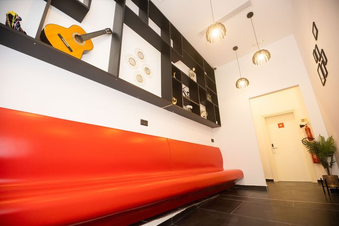 Imagen de los interiores del Apartamentos Citizen suites. Foto 17