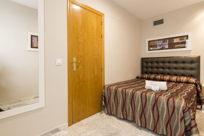 Imagen de la habitación del Apartamentos Citizentral Gascons. Foto 2