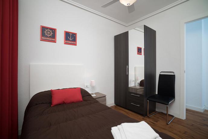 Imagen general del Apartamentos City Beach Lluch. Foto 9