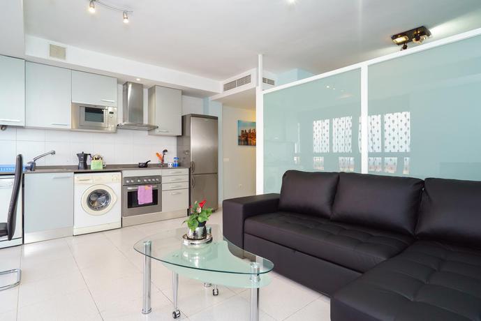 Imagen general del Apartamentos City Beach Lluch. Foto 11