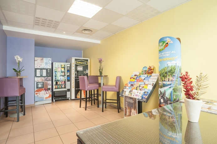 Imagen de los interiores del Apartamentos City Residence Chelles. Foto 13