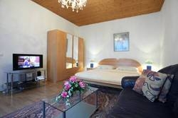 Imagen de la habitación del Apartamentos Classic Apartment I Close to Main Station I 10 Minutes to Belvedere. Foto 26