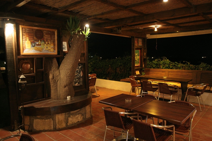 Imagen del bar/restaurante del Apartamentos Classic Apartments. Foto 4