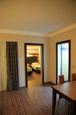 Imagen de la habitación del Apartamentos Club Alpina, Marmaris. Foto 12