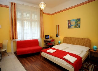 Imagen de la habitación del Apartamentos Club Apartments And Rooms. Foto 3