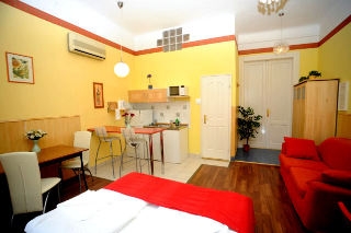 Imagen de la habitación del Apartamentos Club Apartments And Rooms. Foto 5