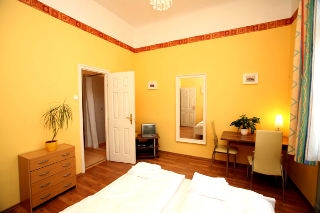 Imagen de la habitación del Apartamentos Club Apartments And Rooms. Foto 14