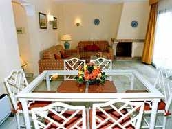 Imagen de los interiores del Apartamentos Club Calahonda. Foto 6