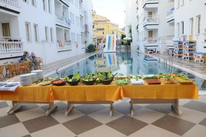 Imagen general del Apartamentos Club Ceylan Marmaris. Foto 5