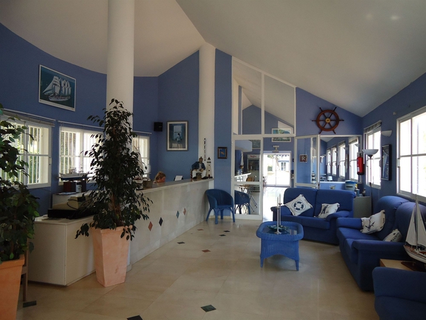 Imagen de los interiores del Apartamentos Club Ciudadela Aparthotel. Foto 3