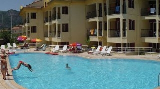 Imagen de la piscina del Apartamentos Club Daystar. Foto 4