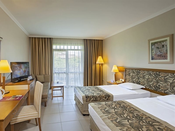 Imagen general del Apartamentos Club Hotel Felicia Village - All Inclusive. Foto 6