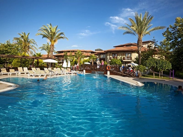 Imagen general del Apartamentos Club Hotel Felicia Village - All Inclusive. Foto 10