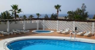 Imagen de la piscina del Apartamentos Club Las Vistas. Foto 7