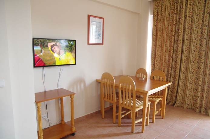 Imagen de la habitación del Apartamentos Club Sidar. Foto 5