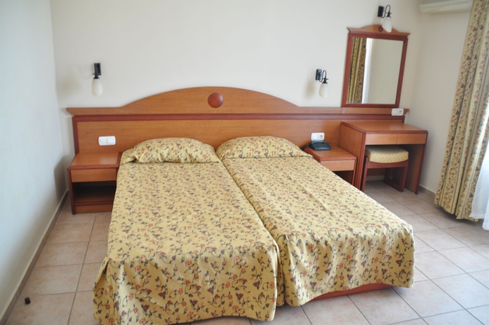 Imagen de la habitación del Apartamentos Club Sidar. Foto 8