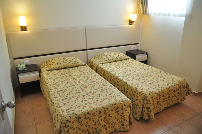 Imagen de la habitación del Apartamentos Club Sidar. Foto 10