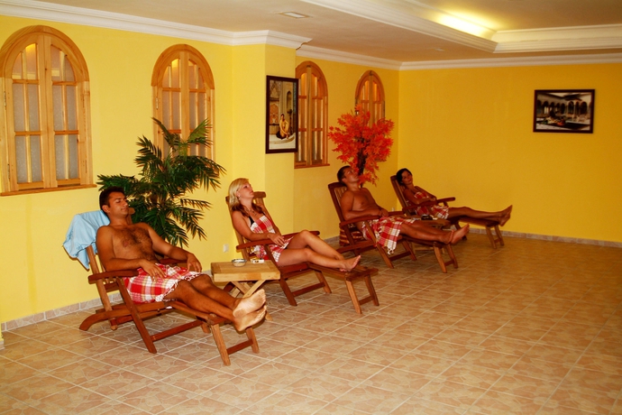 Imagen de la piscina del Apartamentos Club Sidar. Foto 16