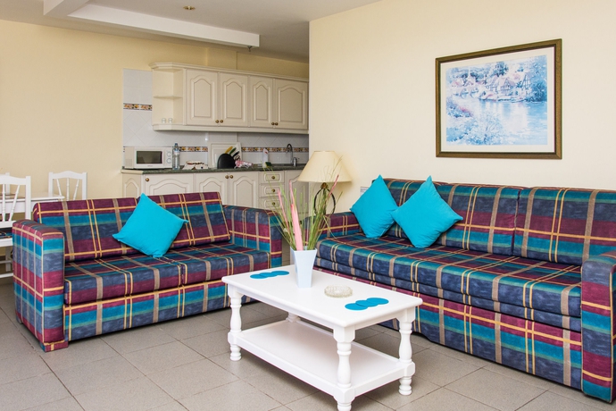 Imagen de la habitación del Apartamentos Club Tarahal. Foto 6