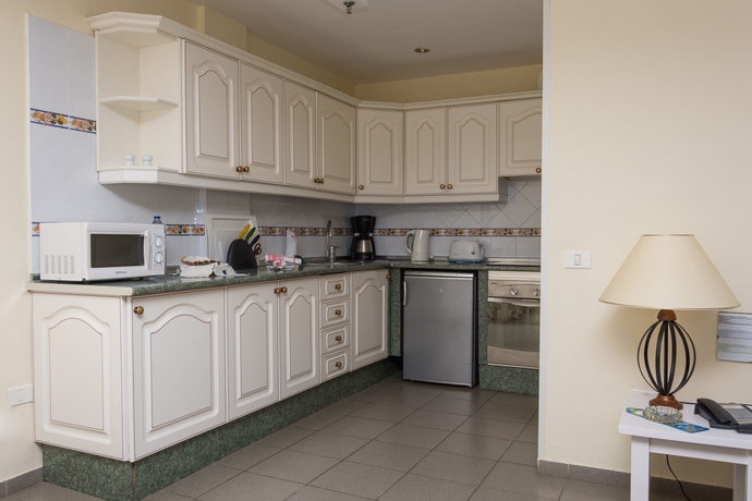 Imagen de la habitación del Apartamentos Club Tarahal. Foto 10