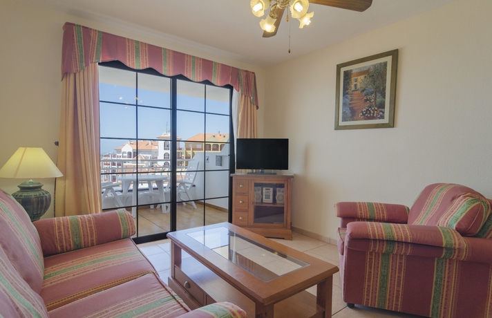 Imagen de los interiores del Apartamentos Club Tenerife. Foto 15