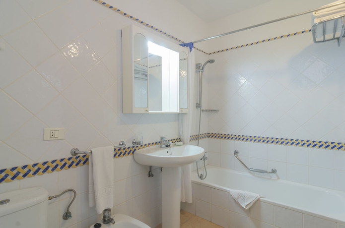 Imagen de la habitación del Apartamentos Club Tenerife. Foto 9