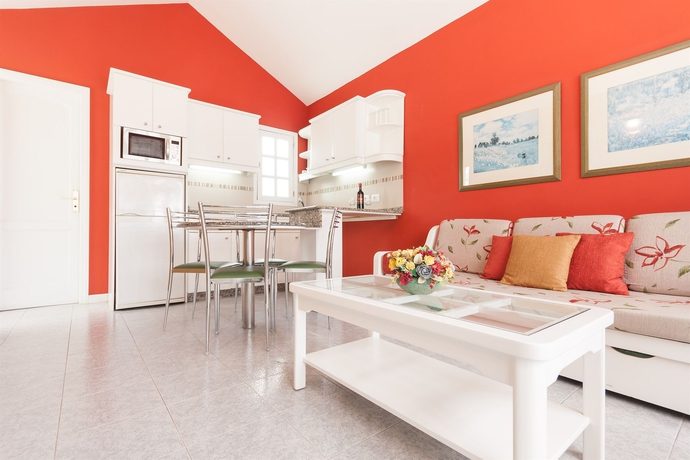 Imagen de los interiores del Apartamentos Club Vista Serena. Foto 11