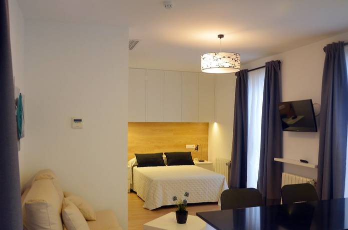 Imagen de la habitación del Apartamentos Córdoba Atrium. Foto 13