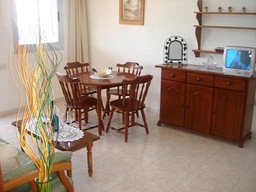 Imagen de la habitación del Apartamentos Coblanca 8. Foto 3