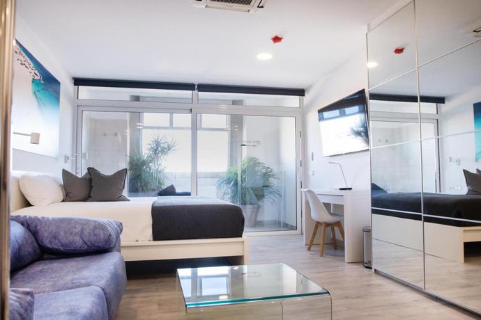 Imagen de la habitación del Apartamentos Coccoloba Suites Corralejo. Foto 5