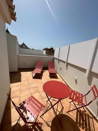 Imagen de los exteriores del Apartamentos Coeo Suites Parras. Foto 7