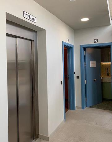 Imagen de los interiores del Apartamentos Coeo Suites Parras. Foto 9