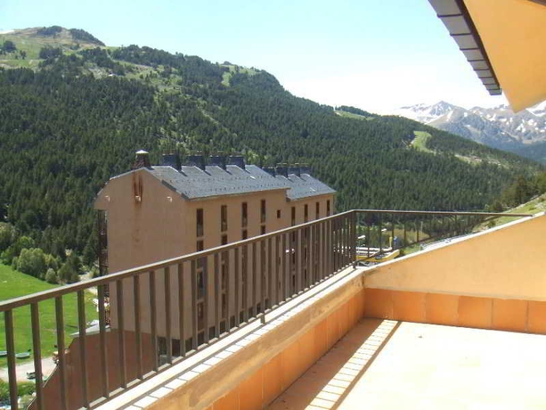 Imagen general del Apartamentos Colells. Foto 10