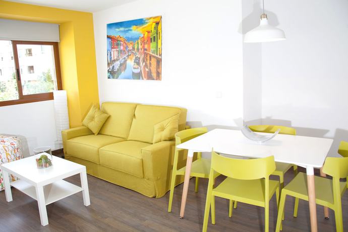 Imagen de la habitación del Apartamentos Color Suites Alicante. Foto 3