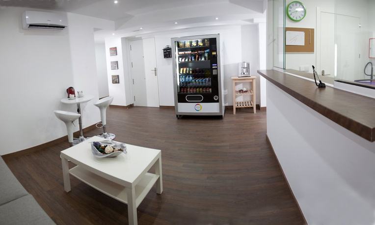 Imagen de los interiores del Apartamentos Color Suites Alicante. Foto 9