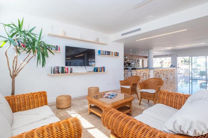 Imagen de los interiores del Apartamentos Comitas Isla del Aire. Foto 7